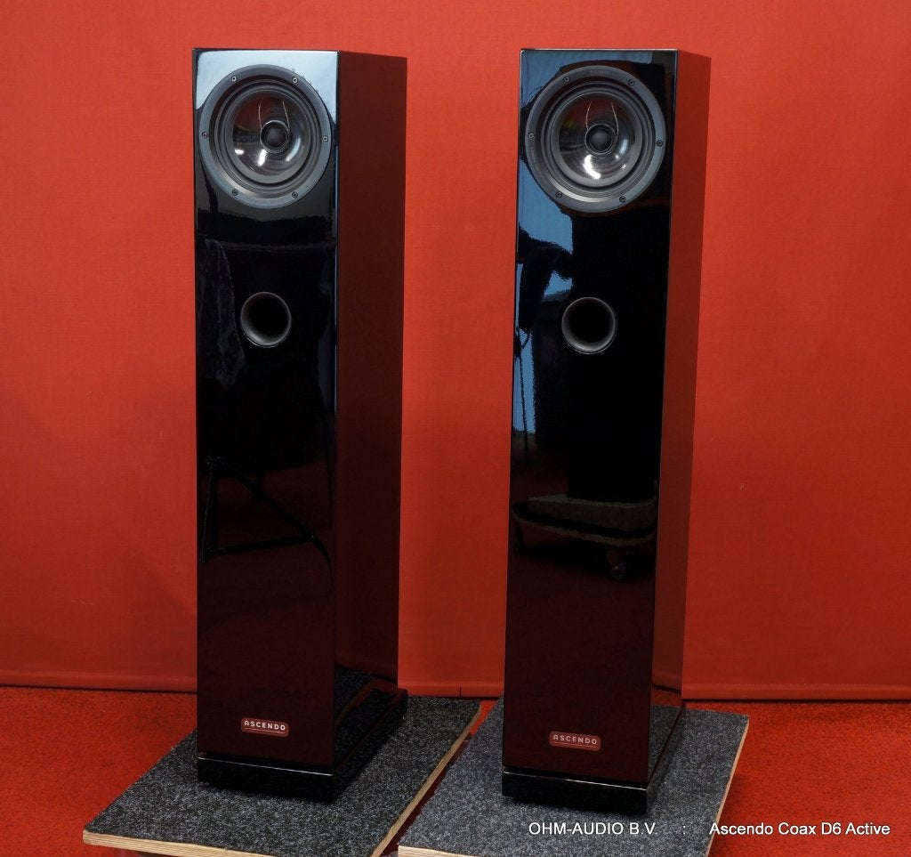 Ascendo Coax D6 Active, Hoogglans Zwart, Actieve 2-Weg Coax, Stereo speakers, Zo goed als nieuw, AUX-ingang, Ophalen