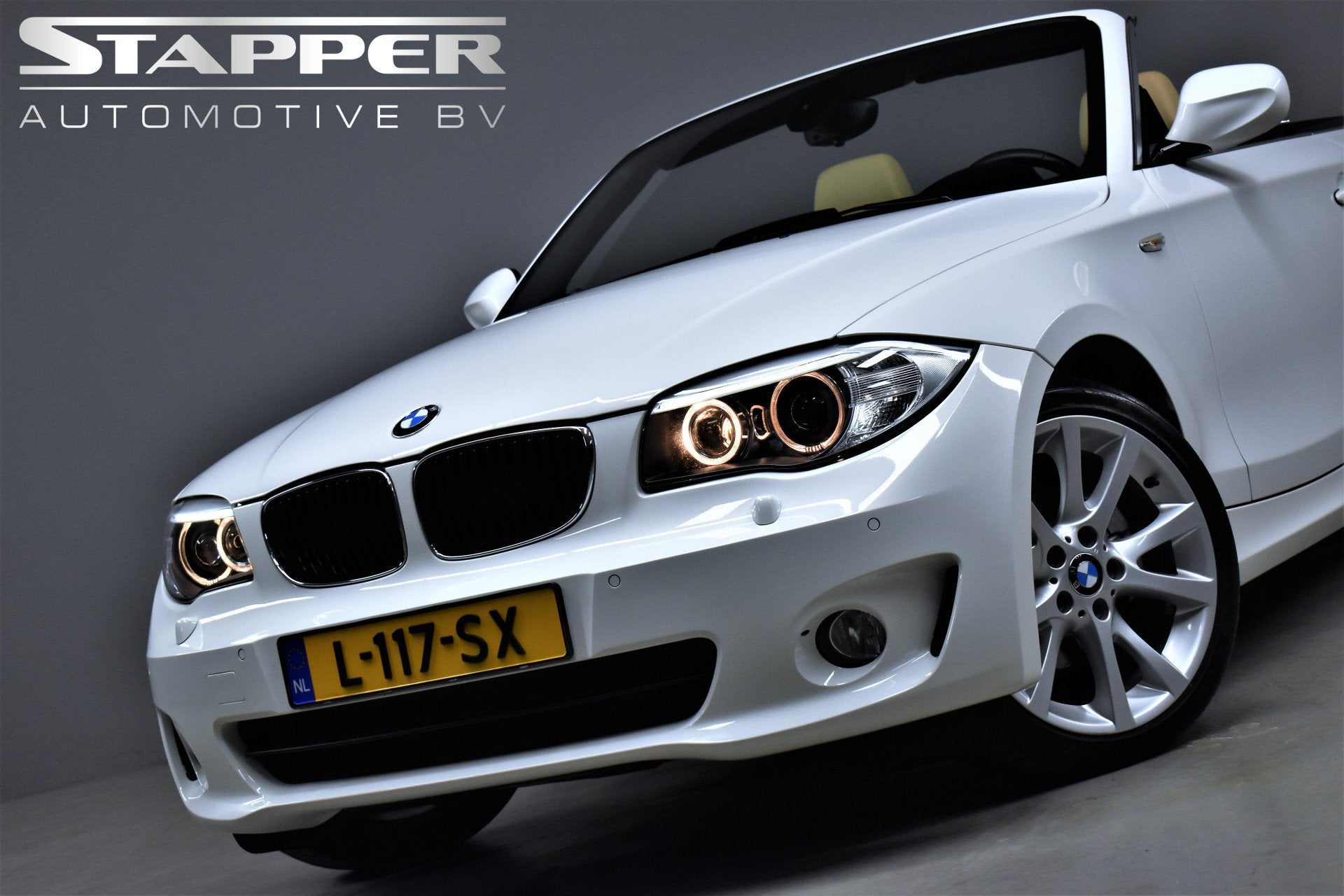 BMW 1 Serie Cabrio 125i 218pk 6-Cil Automaat High Executive, Auto's, BMW, Euro 5, Achterwielaandrijving, Beige, 4 stoelen