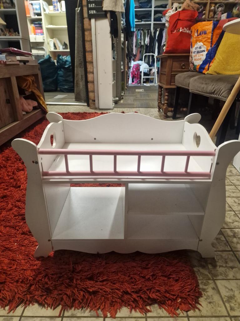 Mooi houten poppenbedje met opbergruimte, Ophalen, Gebruikt, Overige typen