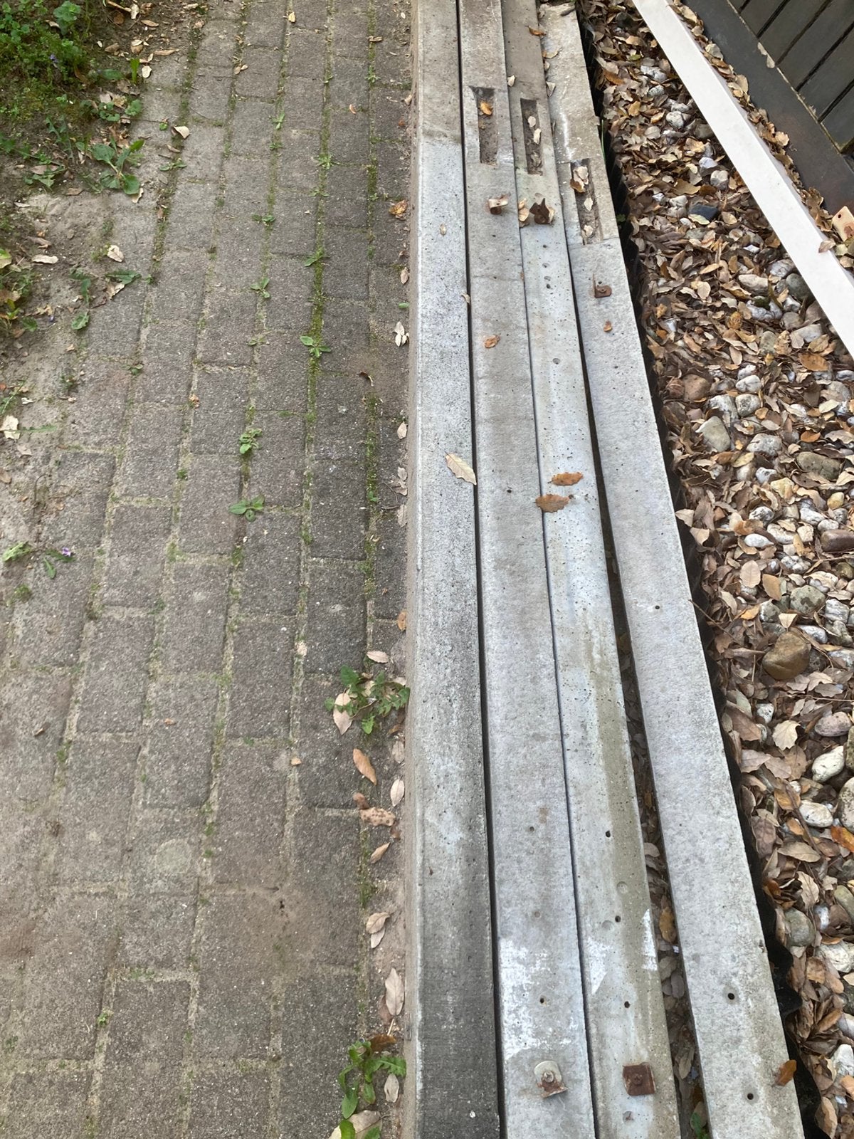 Beton schutting palen 2 stuks, Ophalen of Verzenden, Gebruikt