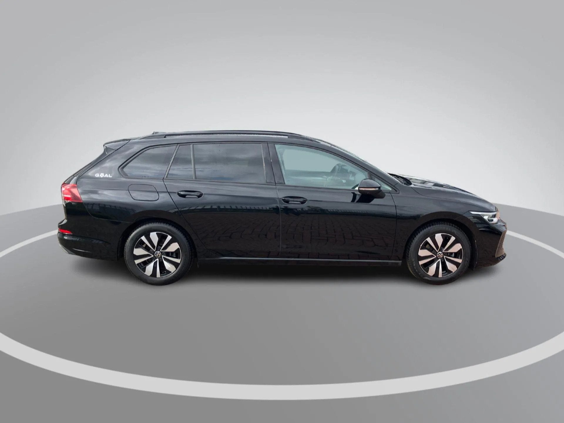Volkswagen Golf Variant 1.5eTSI/150PK Goal DSG (bj 2025), Automaat, 150 pk, 1337 kg, Zwart