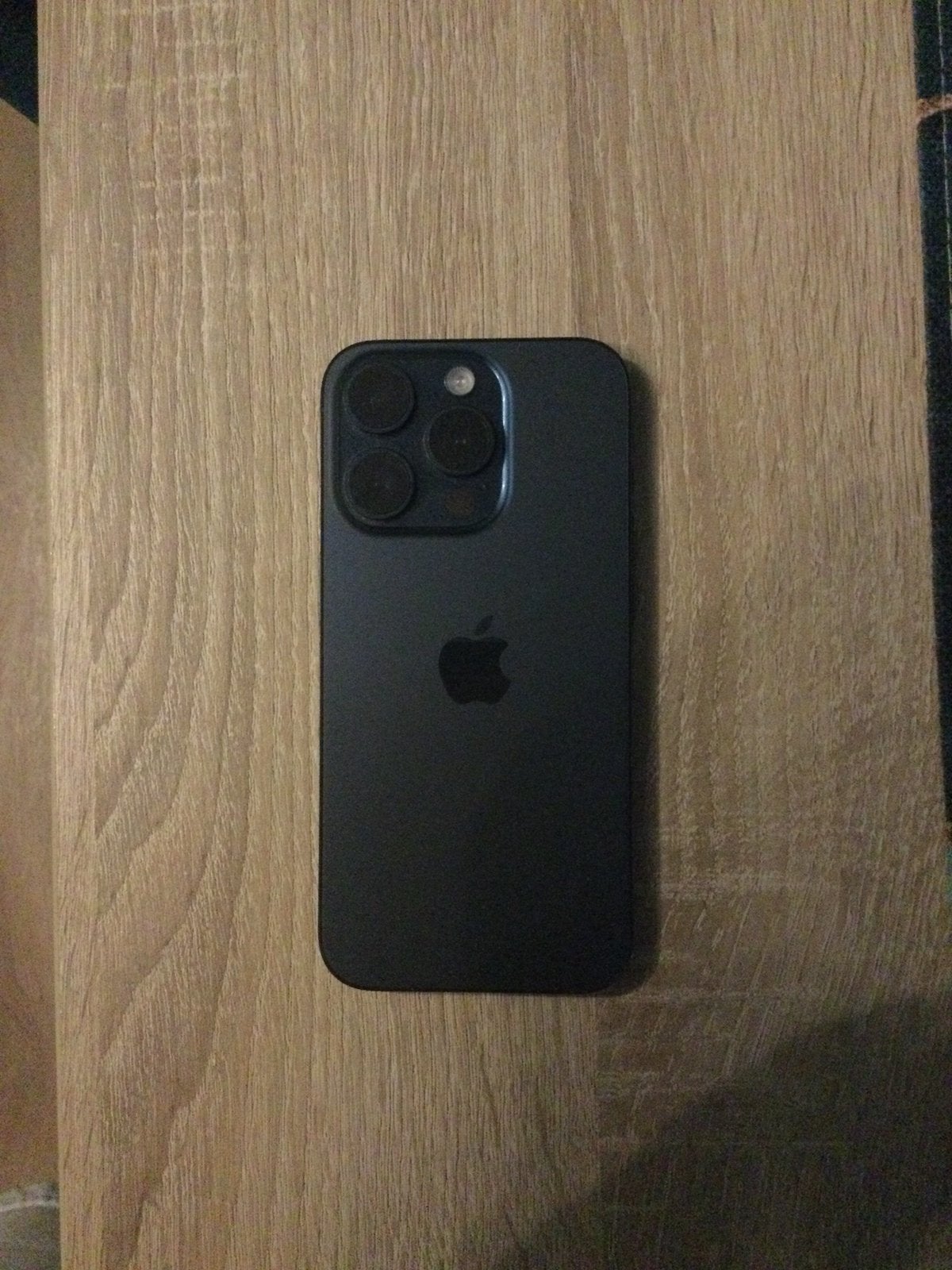 Foto 2 van iPhone 15 pro 256 GB