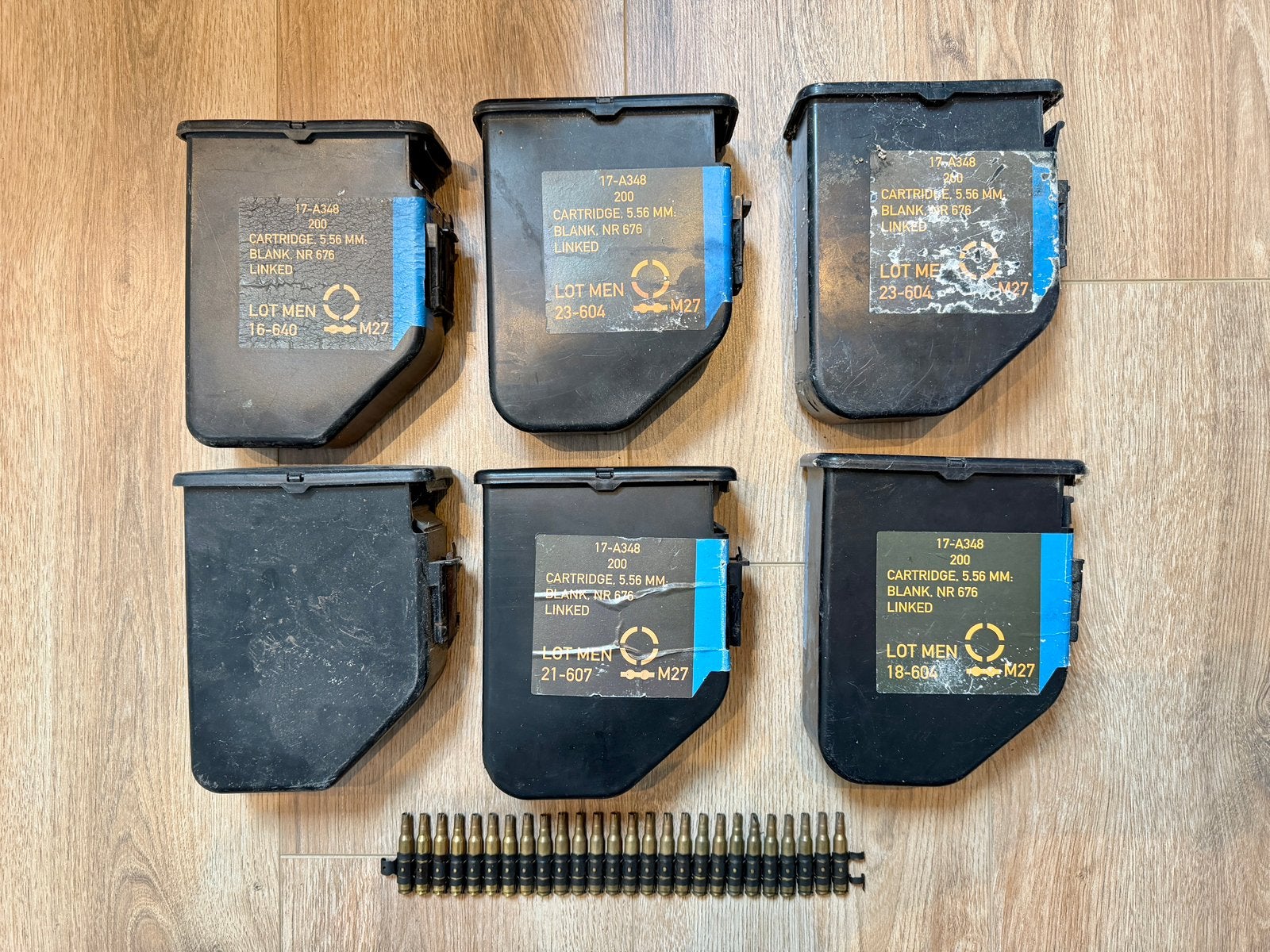 6 lege minimi trommels + 5.56mm patroonband, Verzamelen, Ophalen of Verzenden, Landmacht, Hulzen of Bodemvondsten