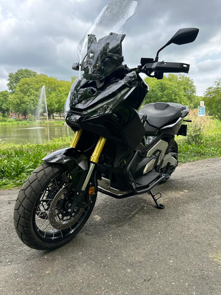 Honda XADV x-adv x adv 750 bouwjaar 2025 nieuw staat, Motoren, 750 cc, Nieuw, Handvatverwarming, Particulier