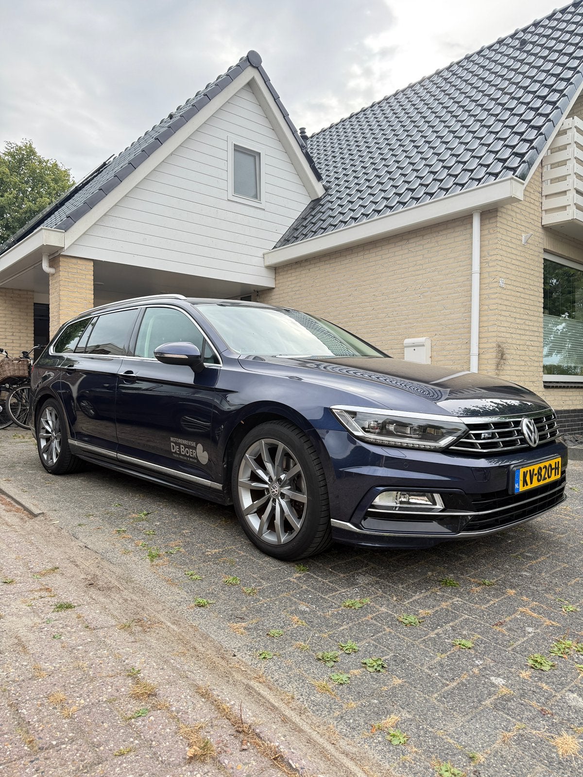 Volkswagen Passat 1.4 TSI DSG R-LINE, 4 cilinders, Blauw, 1353 kg, Origineel Nederlands