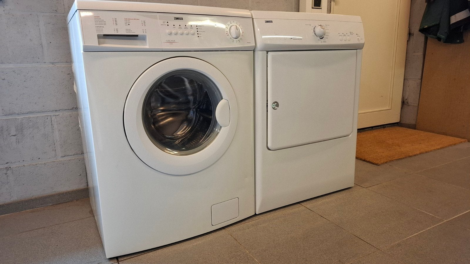 Was- droog combinatie Zanussi, Witgoed en Apparatuur, Wasmachines, Ophalen, 1200 tot 1600 toeren, Gebruikt, 4 tot 6 kg