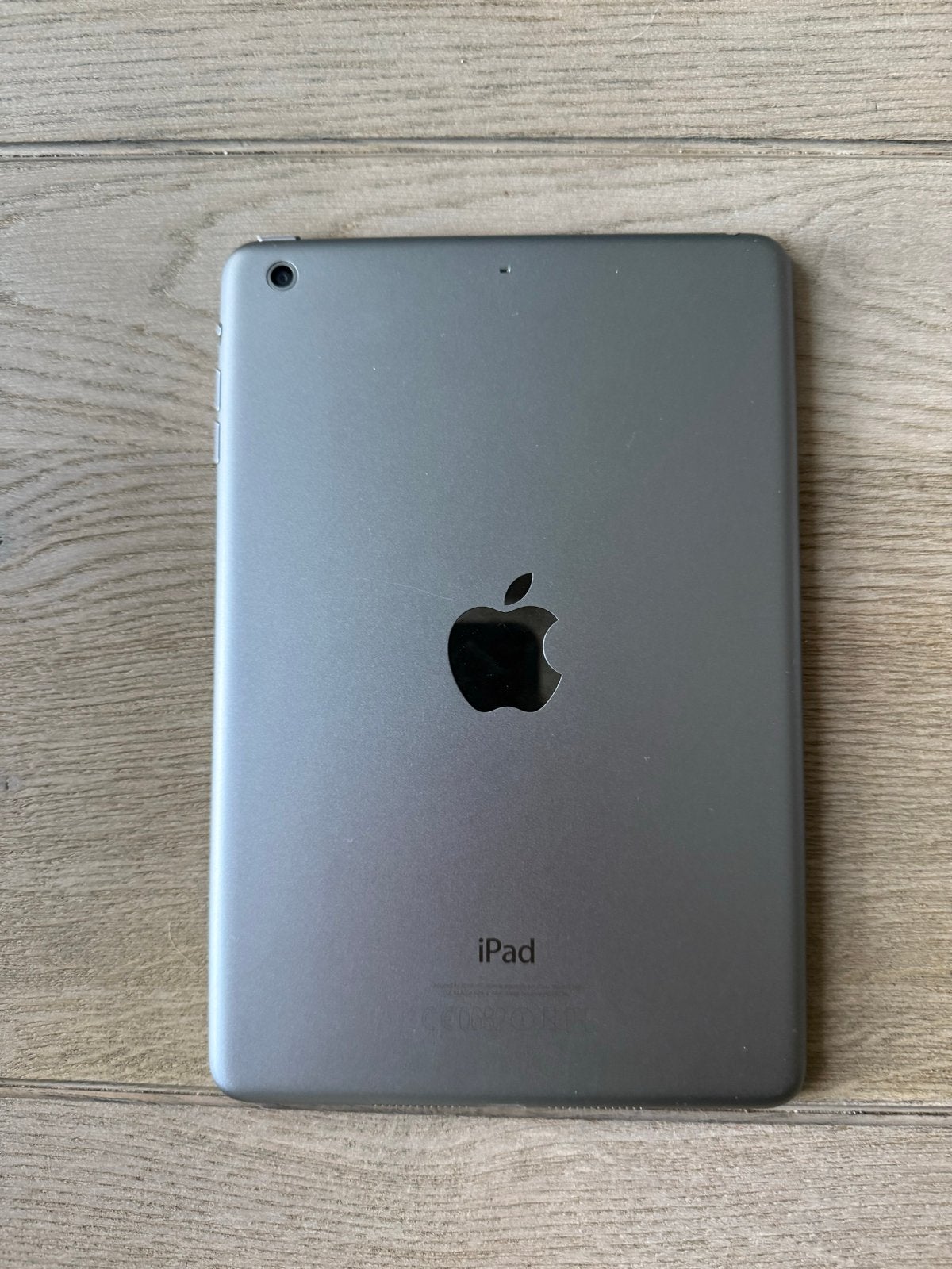 iPad mini 2 64GB (2013) met gebruikerssporen, Computers en Software, Apple iPads, Gebruikt, Apple iPad Mini, 8 inch, 64 GB, Ophalen of Verzenden