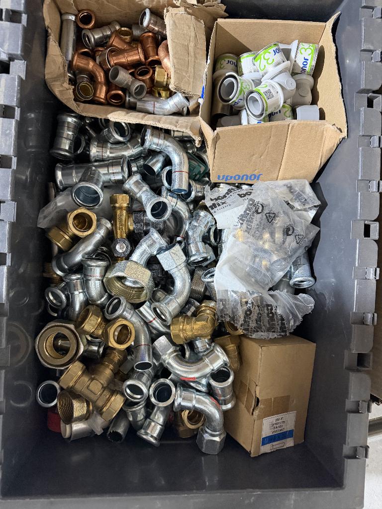 Grote partij CV/koper koppelingen Henco Uponor 22/28mm, Ophalen, Overige materialen, 6 meter of meer, Overige typen