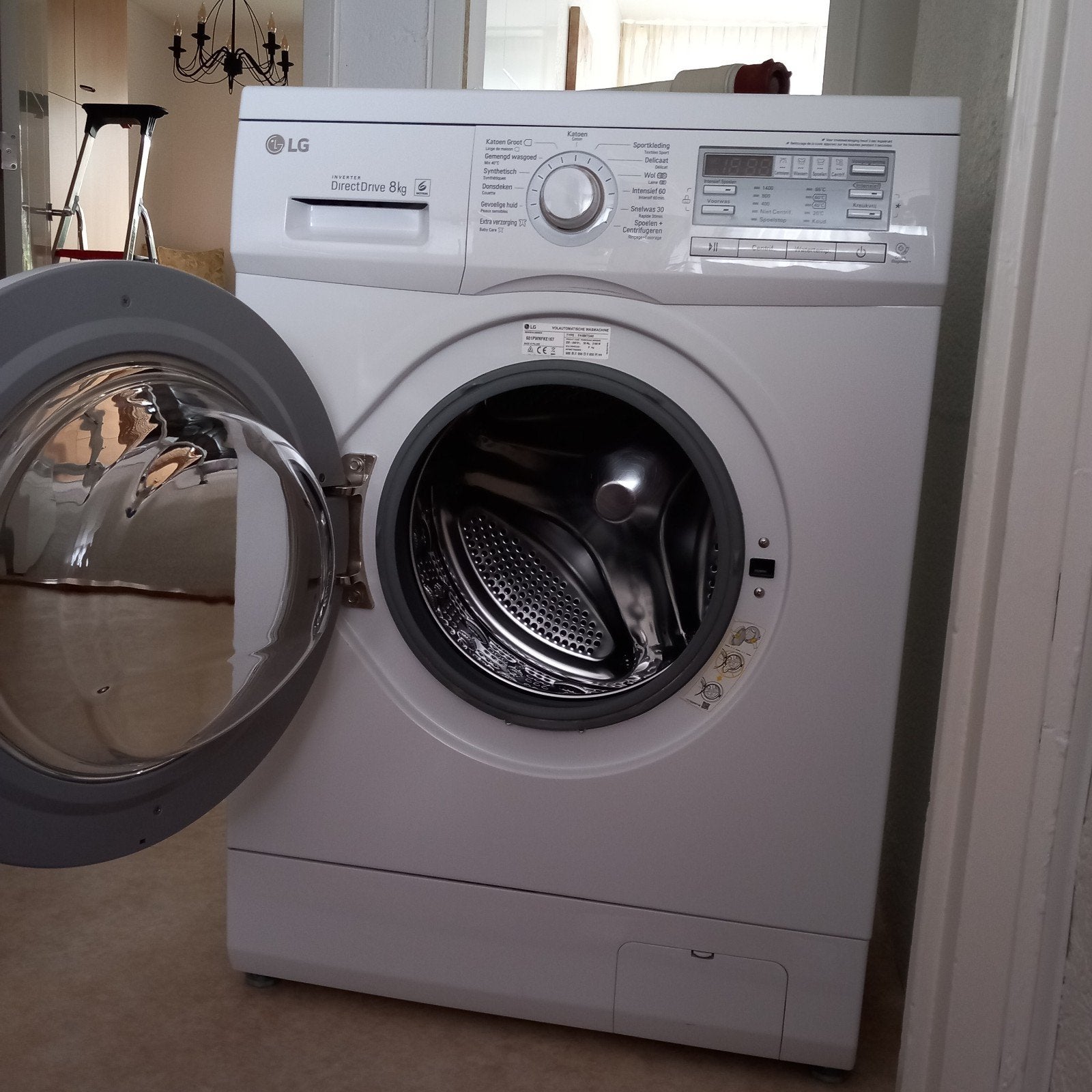 LG wasmachine met inverter direct drive motor, Witgoed en Apparatuur, Wasmachines, Ophalen, Gebruikt, 85 tot 90 cm, 1200 tot 1600 toeren