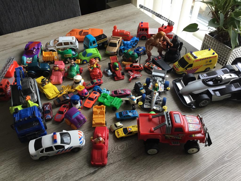 Grote verzameling met auto’s /speelgoedvoertuigen, Kinderen en Baby's, Speelgoed | Speelgoedvoertuigen, Ophalen of Verzenden, Gebruikt