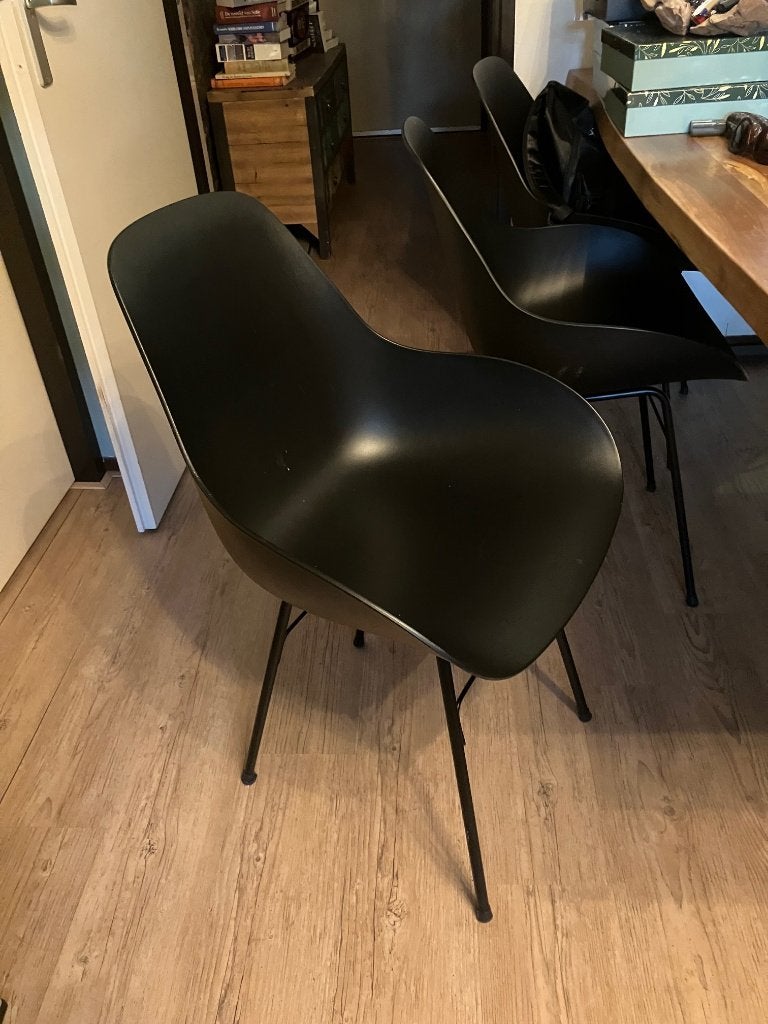 Zwarte Kubikoff kuipstoelen, zes stuks voor € 120,-, Huis en Inrichting, Stoelen, Ophalen, Zwart, Kunststof, Vijf, Zes of meer stoelen