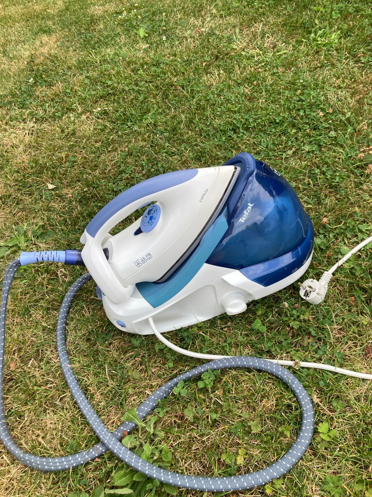 Tefal Express stoomgenerator strijkijzer, Ophalen of Verzenden, Gebruikt, Strijkijzer met snoer