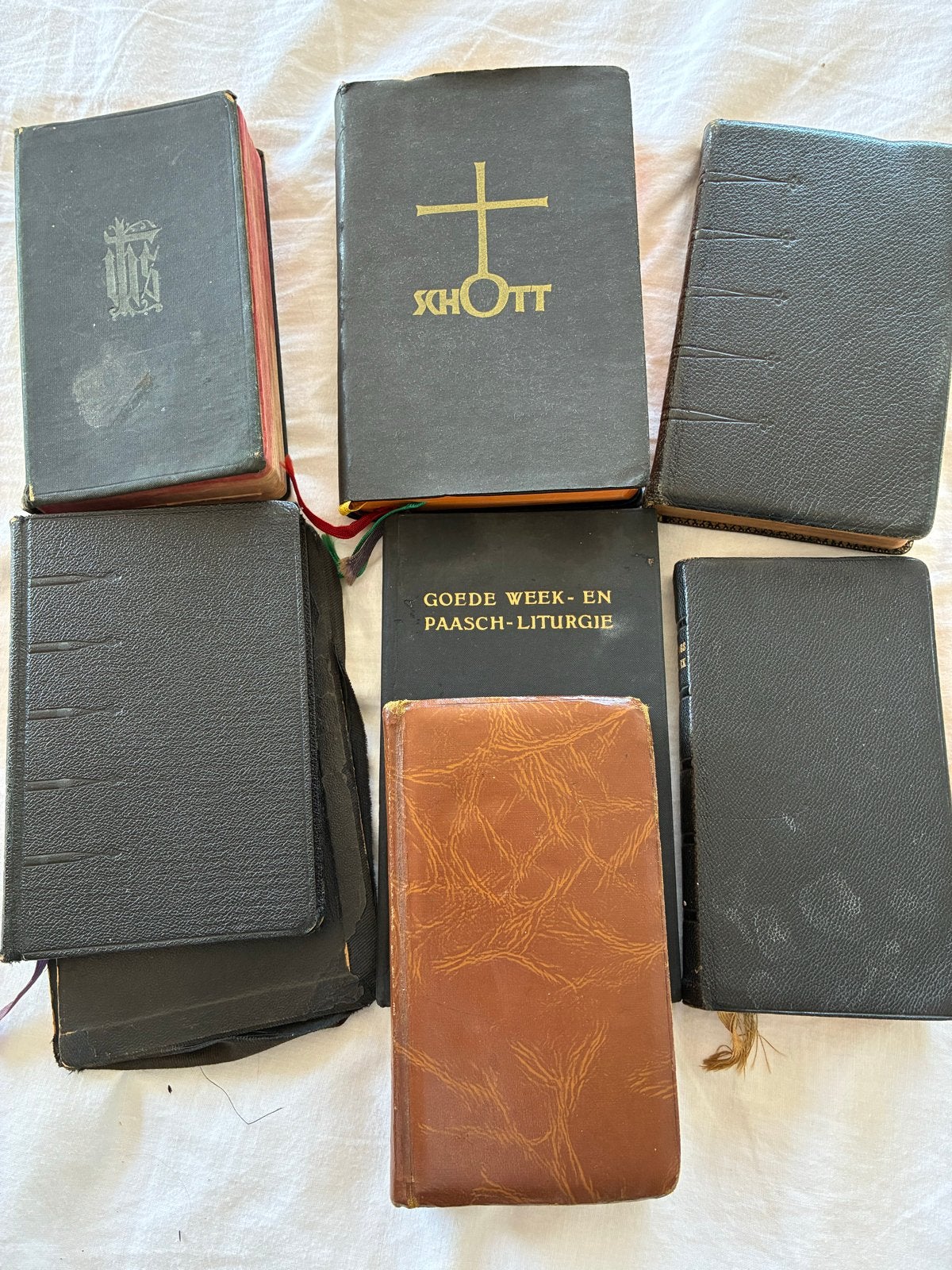Oud Missaal Kerkboek - Diverse Uitgaven 7 stuks, Ophalen of Verzenden