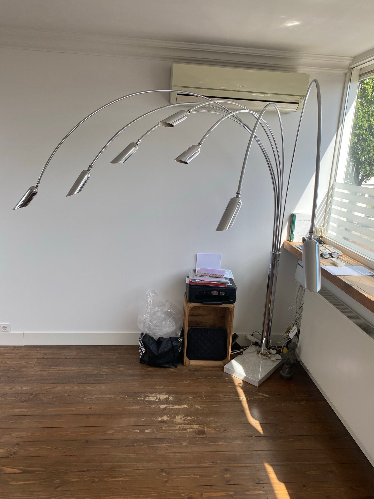 Grote booglamp met 6 lichtpunten en marmeren voet, Verzamelen, Ophalen