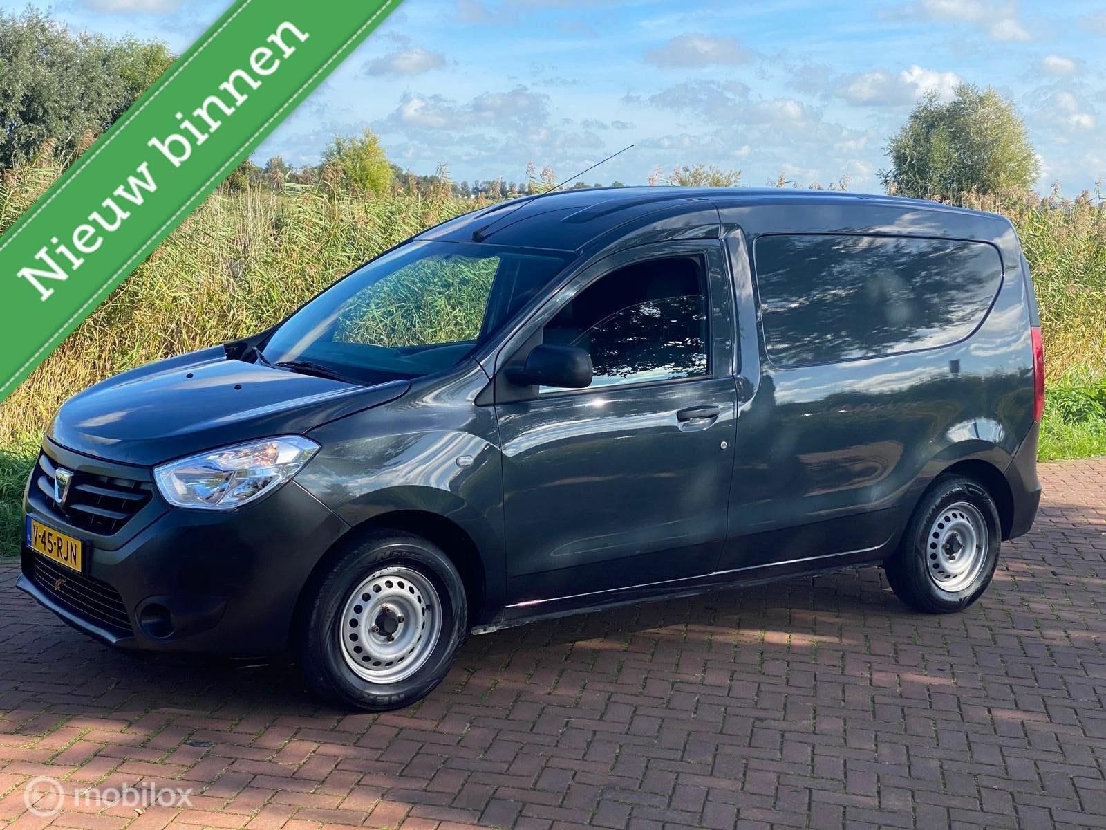 Dacia Dokker bestel 1.6 Mpi Benzine Bpm Btw vrij 93 Dkm !, Gebruikt, 4 cilinders, 1200 kg, Electronic Stability Program (ESP)