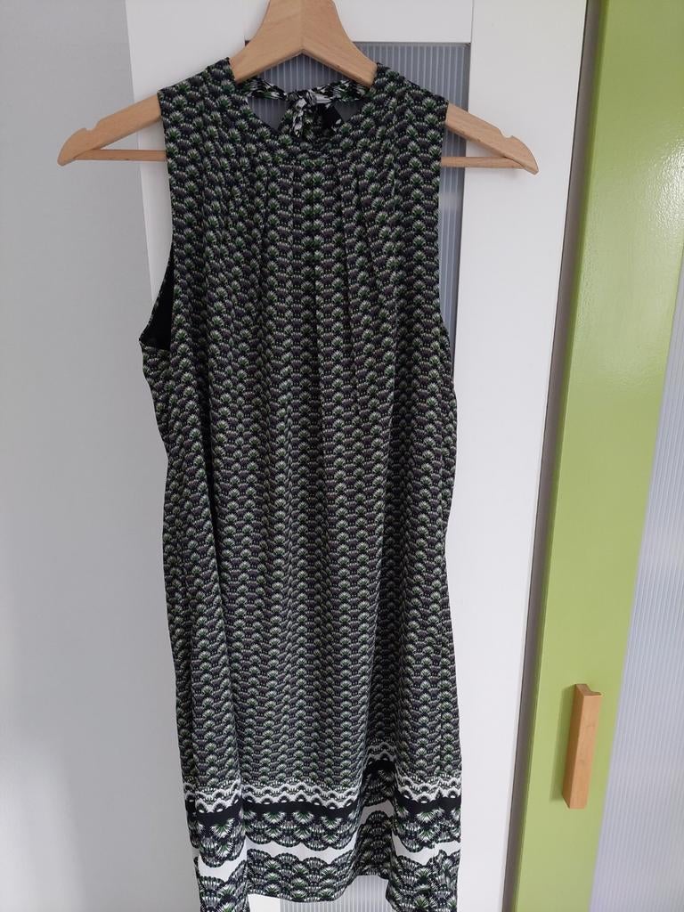 Mouwloos jurkje H&M maat 38, Maat 38/40 (M), H&M, Ophalen of Verzenden, Zo goed als nieuw