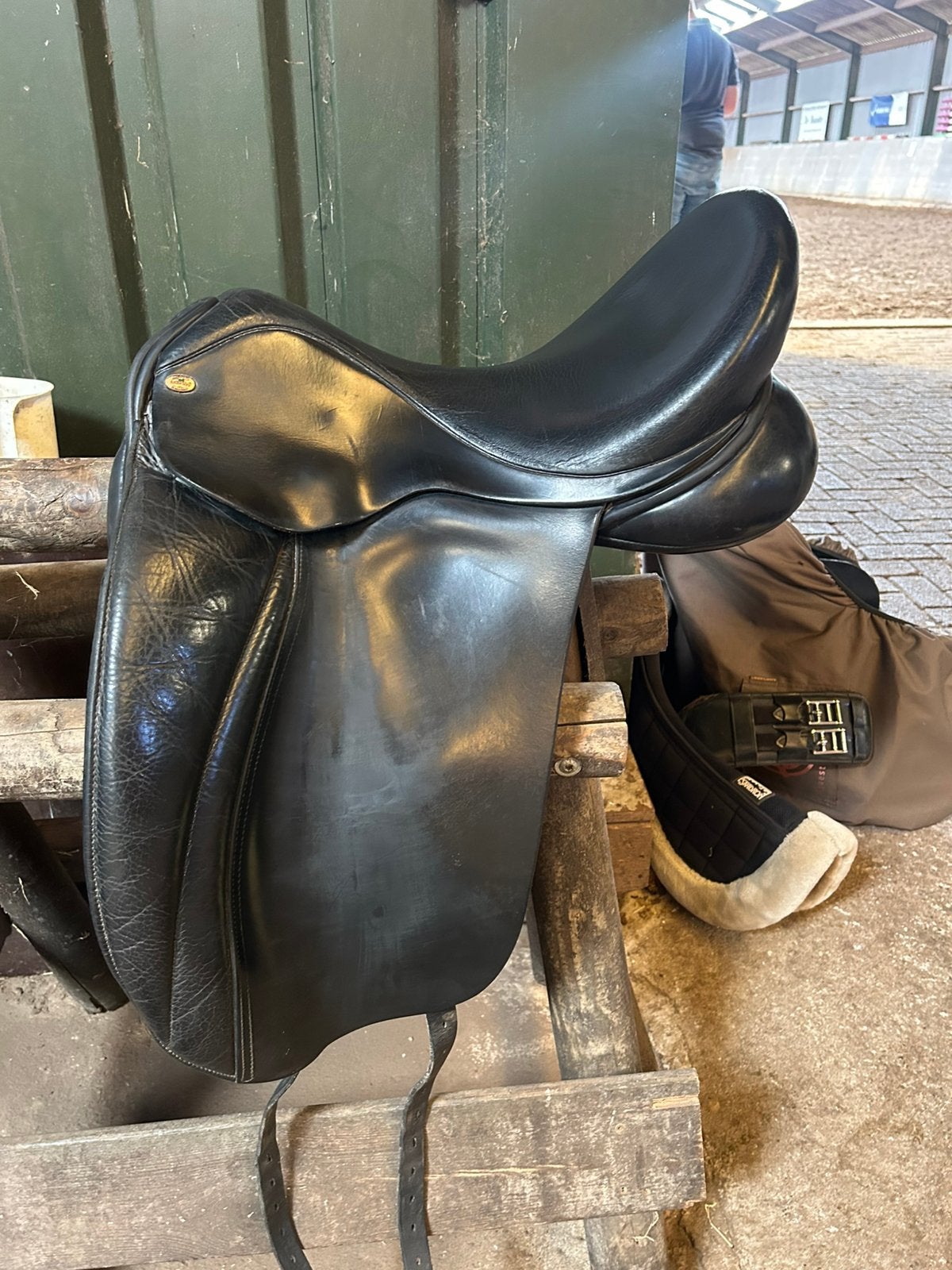 Hulsebos dressuurzadel, Hulsebos, L (17.5 inch), Dressuur, Ophalen of Verzenden