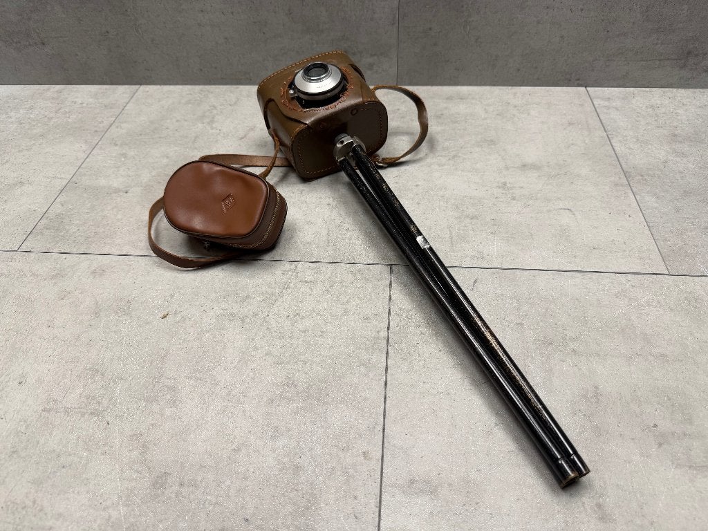 Agfa Clack camera op statief met flitser - 11445, Ophalen of Verzenden, Compact, Overige Merken