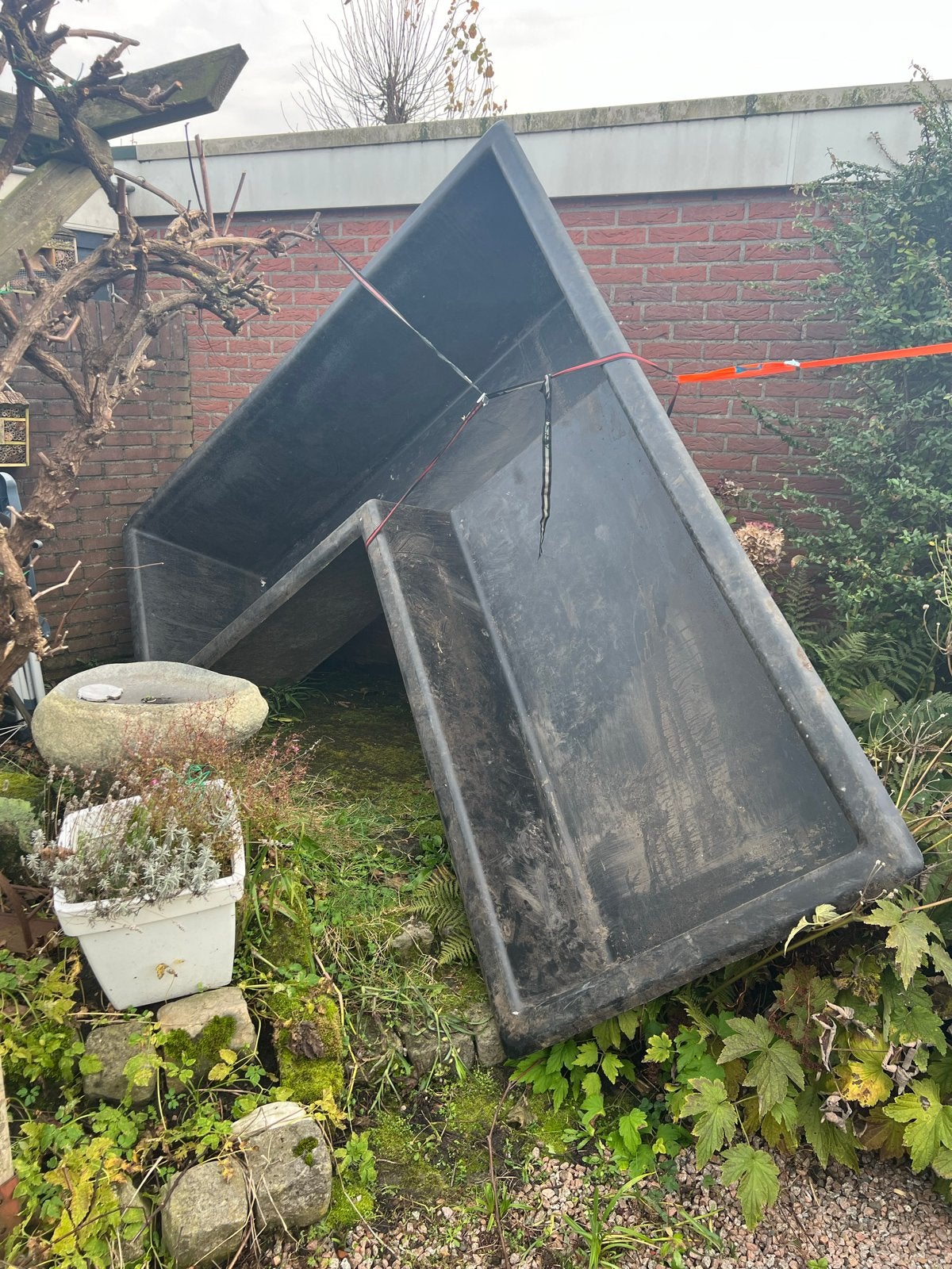 Grote Zwarte Vijverbak l form, Ophalen, Gebruikt