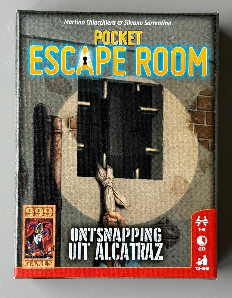 Pocket escape room 999 games, Een of twee spelers, Ophalen of Verzenden, Zo goed als nieuw, 999 Games