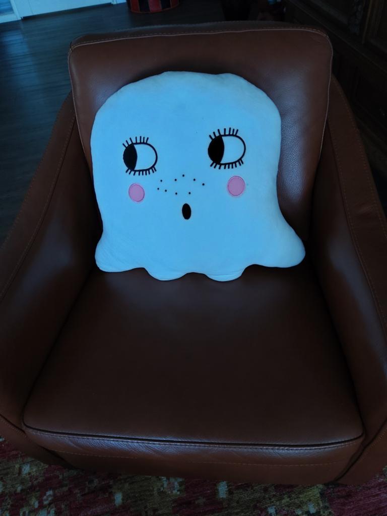 Spookvormig kussen - Leuk decoratief kussen, Ophalen of Verzenden, Zo goed als nieuw, Wit, Overige vormen