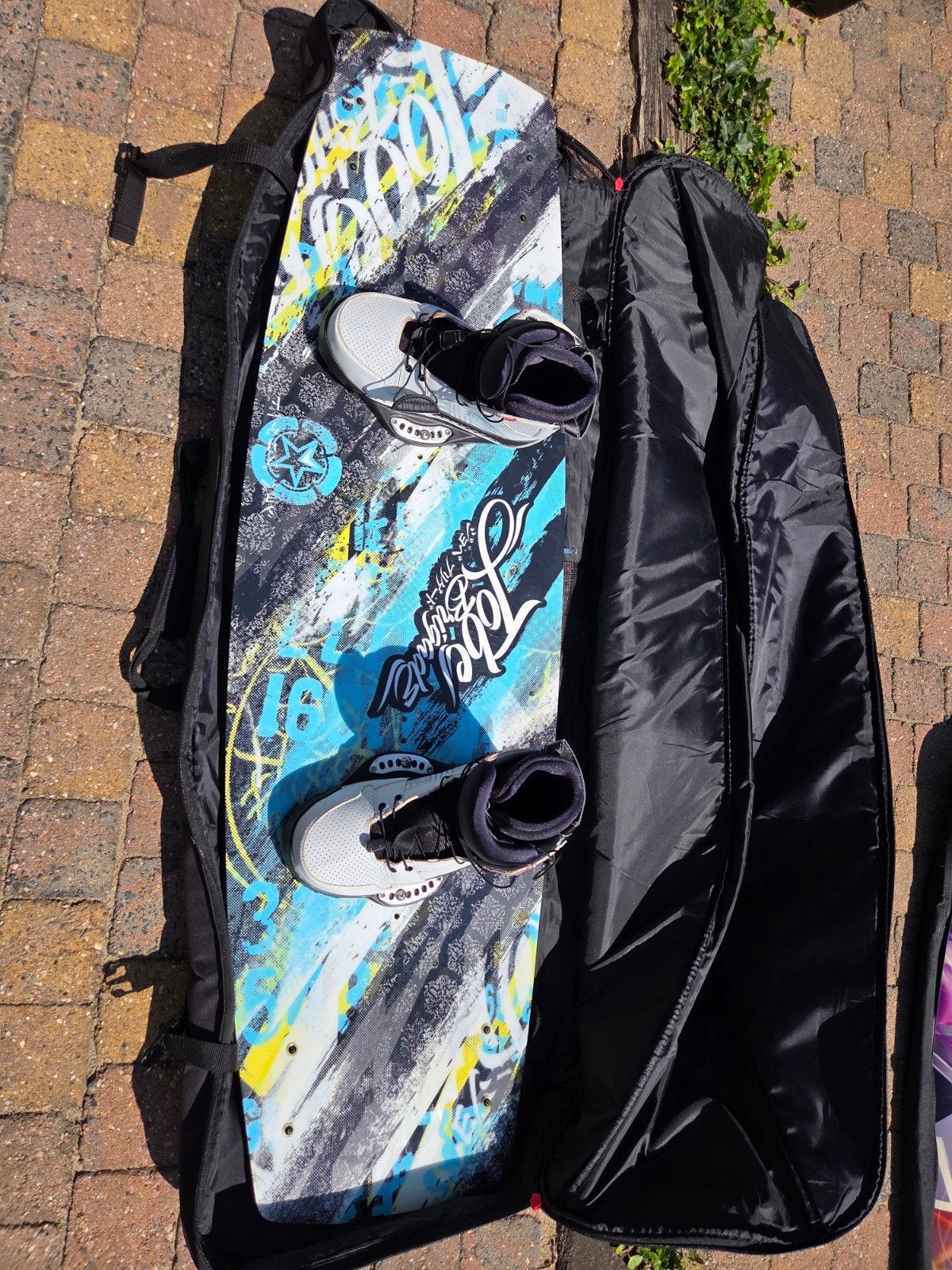 Jobe wakeboard met dichte schoenen maat 43 en stevige tas, Watersport en Boten, Wakeboarden, Ophalen, Gebruikt, Board en Schoenen