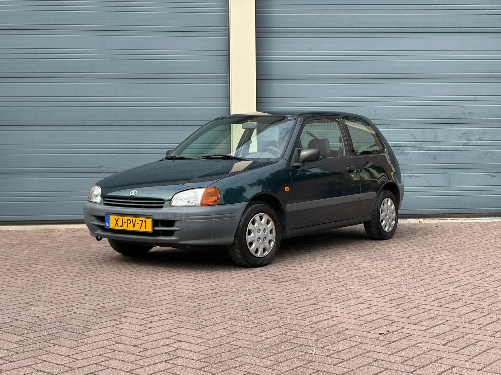 Toyota Starlet 1.3 16V 1998 Groen, 74 pk, 4 cilinders, Starlet, 400 kg