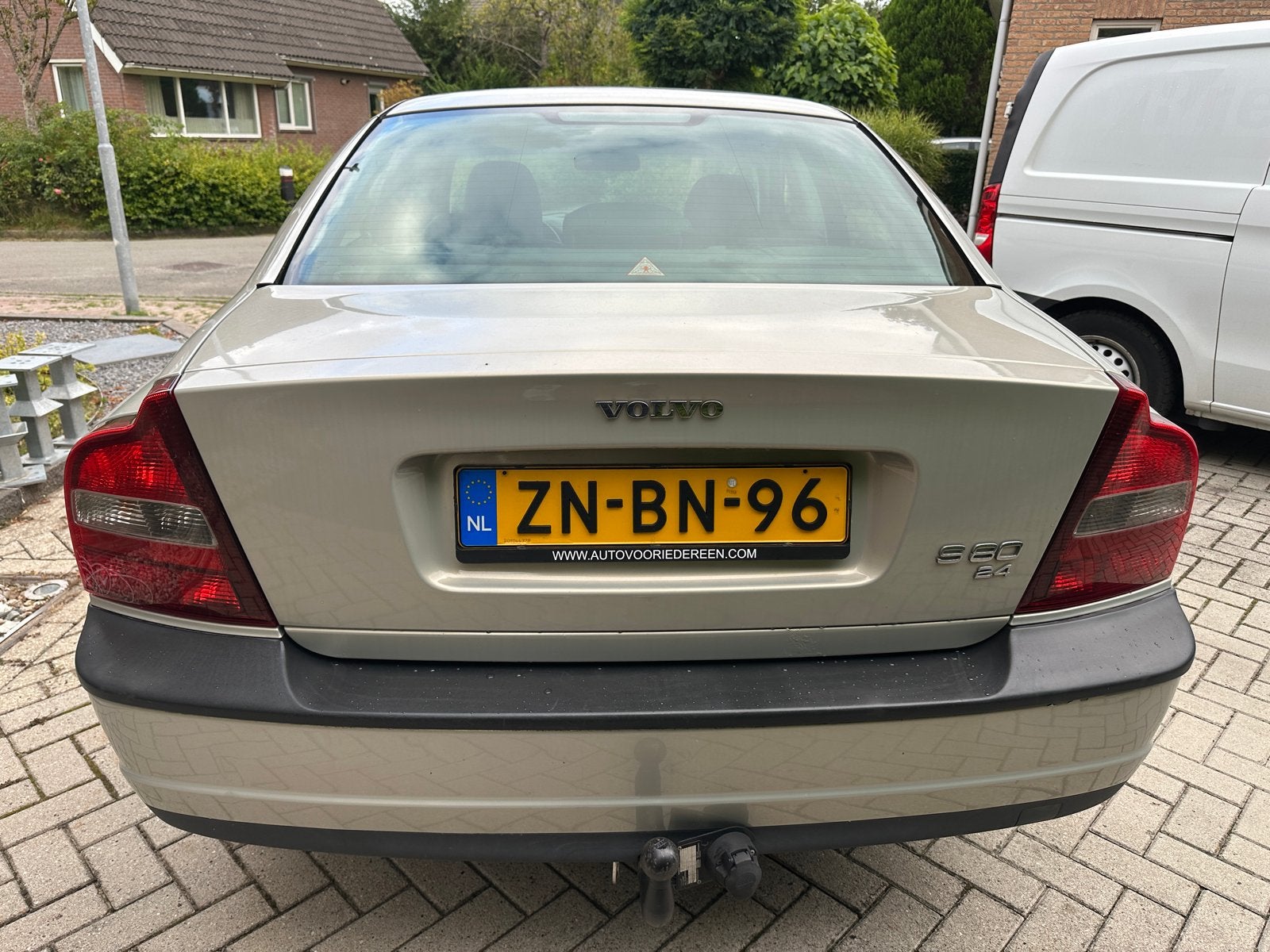 Volvo S80 2.4 170PK AUT 1999 Grijs, foto 2