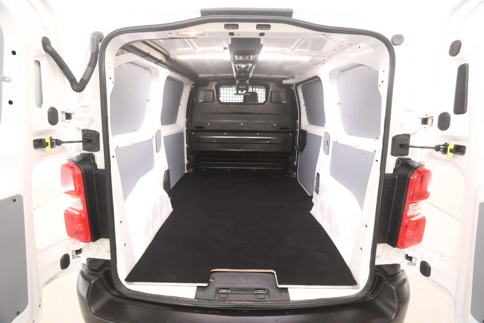 Citroën ë-Jumpy 75 kWh L2H1 | Snelladen | SOH 93% | Airco, 136 pk, Gebruikt, Citroën, Wit