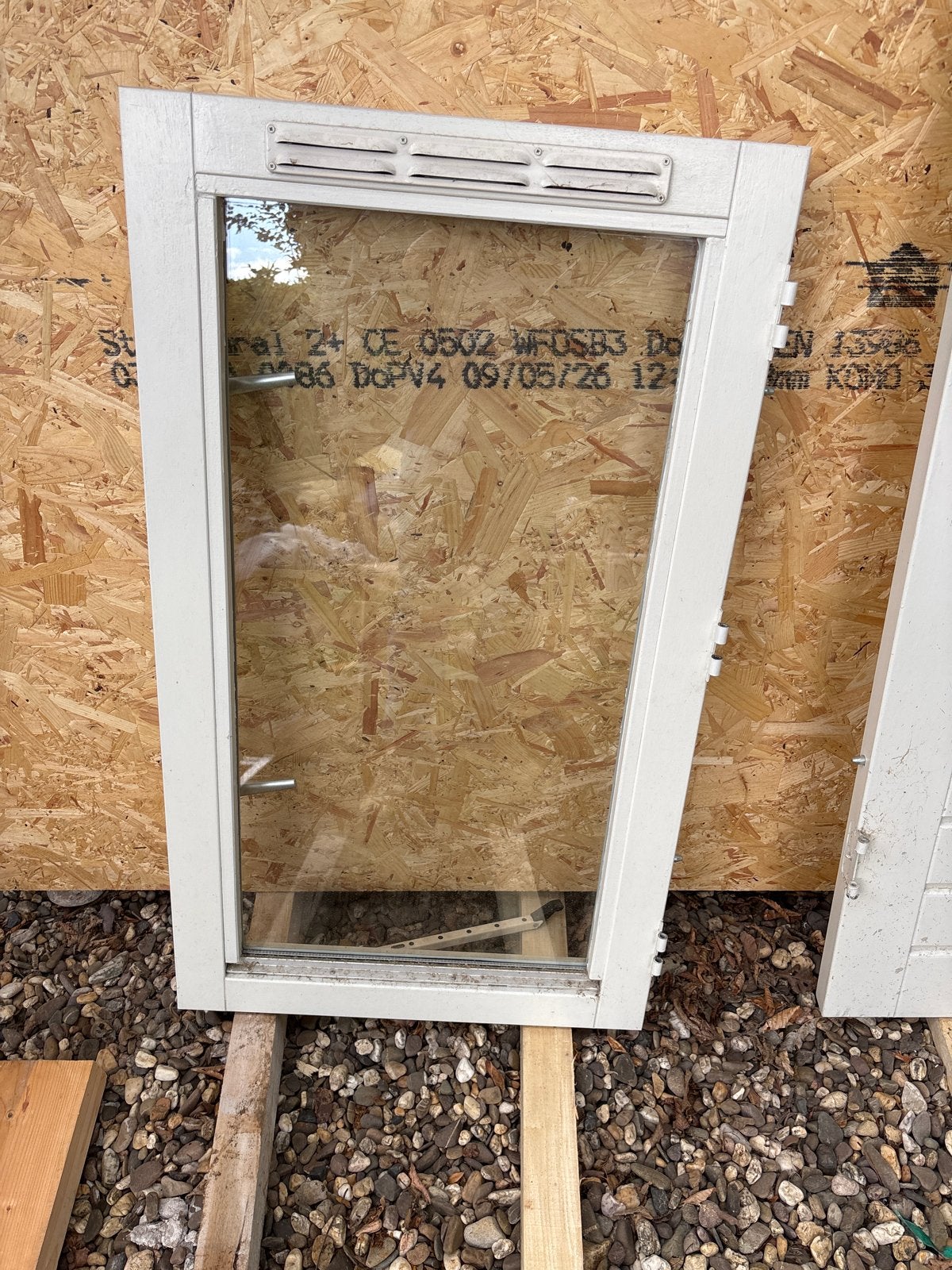 Raam met thermopane glas - 62,7x108,3 cm, Doe-het-zelf en Verbouw, Glas en Ramen, Ophalen, Gevelraam of Ruit, Gebruikt, Minder dan 80 cm