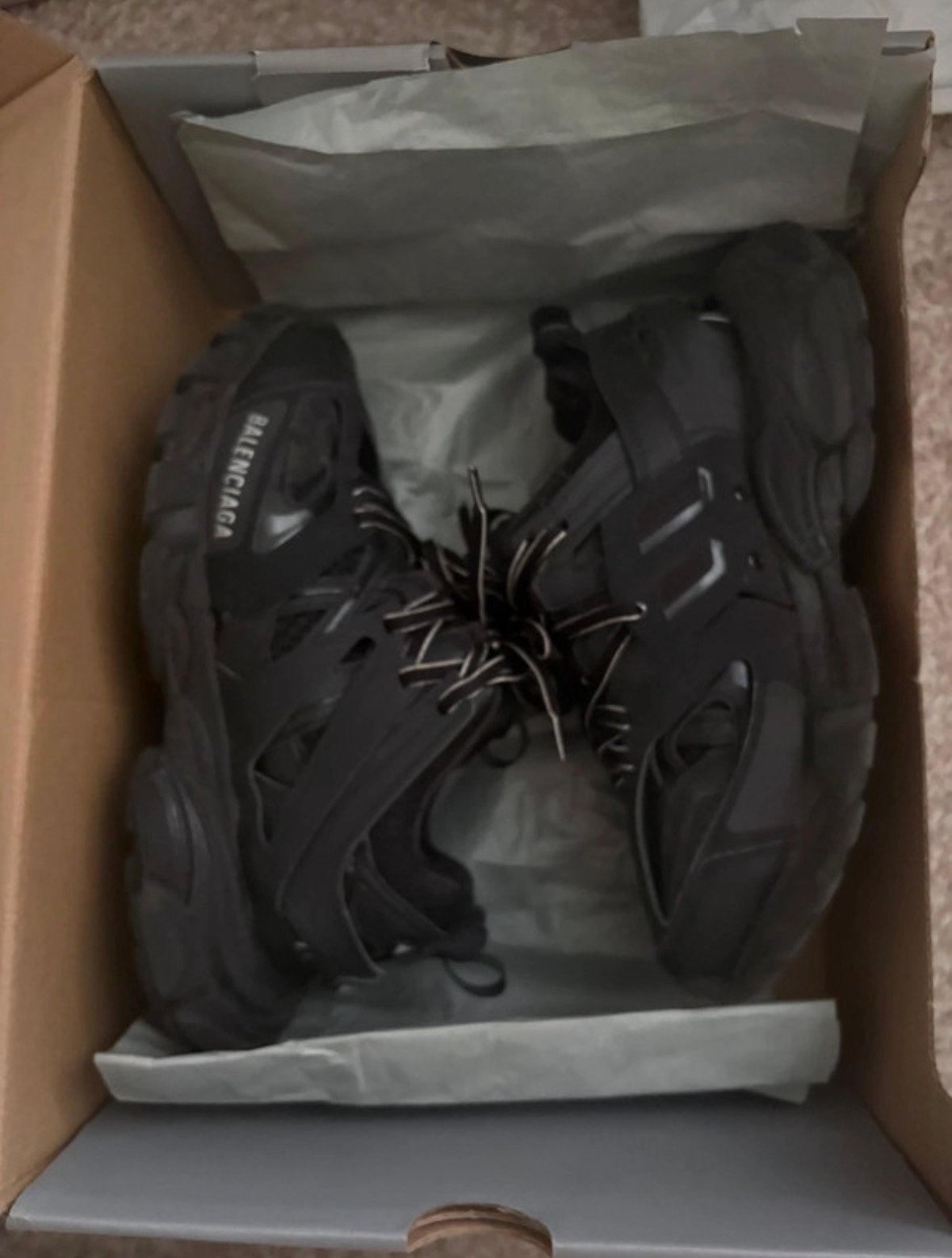 Balenciaga tracks 37, Ophalen, Zwart, Sneakers of Gympen, Zo goed als nieuw