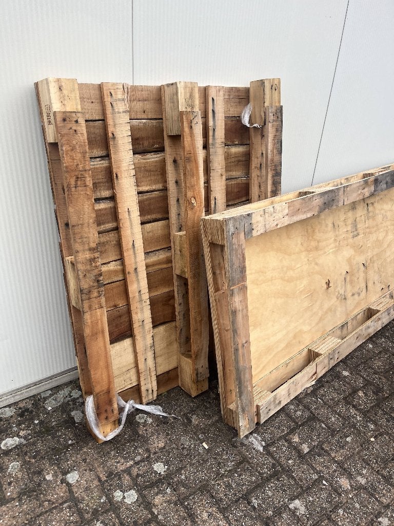 Pallet hout voor kachel of elders (gratis afhalen), Tuin en Terras, Haardhout, 3 tot 6 m³, Ophalen, Overige houtsoorten
