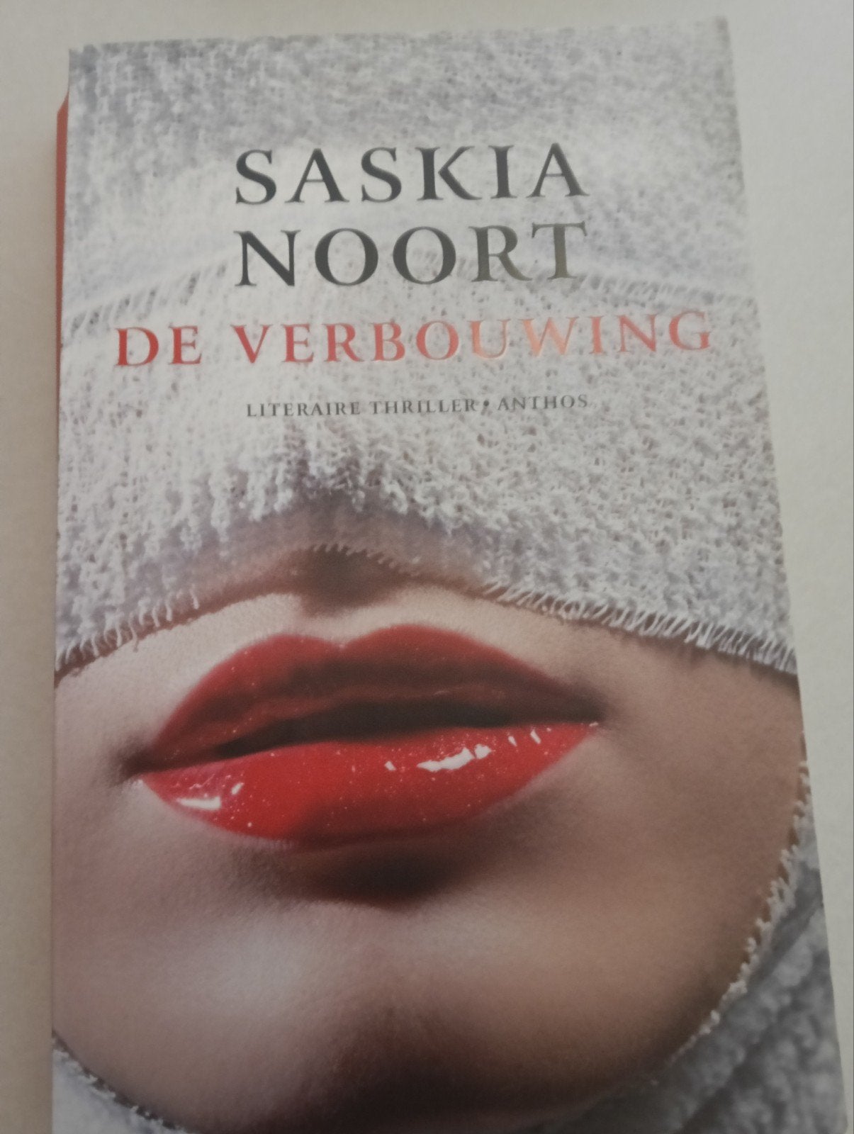 Saskia Noort - De Verbouwing (Literaire Thriller), Ophalen of Verzenden, Zo goed als nieuw, Saskia Noort, Nederland