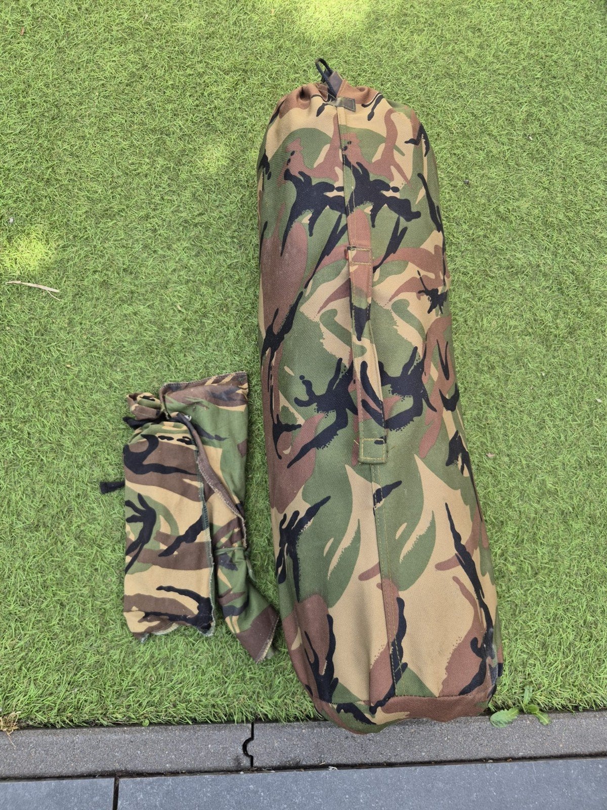 Camouflage lichtgewicht pup tent 1 persoon, Ophalen, Gebruikt, Tot en met 2