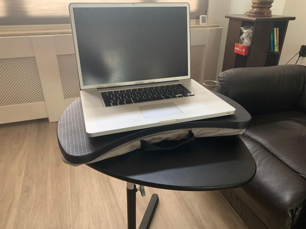 Laptop schootkussen, Ophalen, Zo goed als nieuw