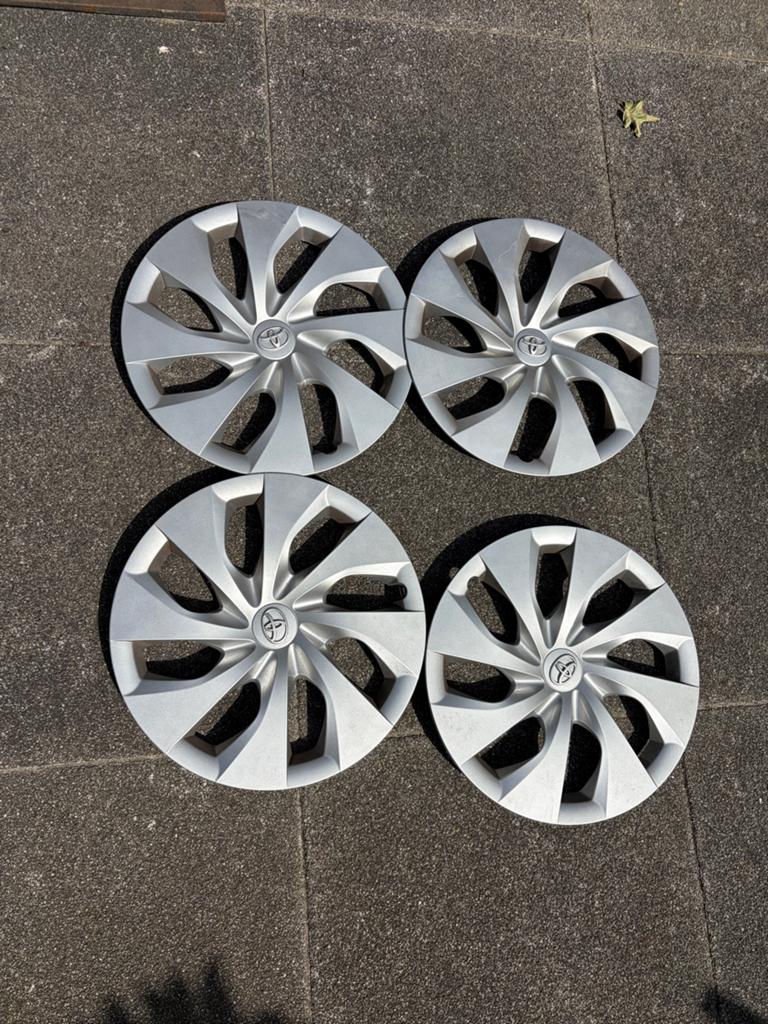 Originele Toyota wieldoppen 16 inch (set van 4), Ophalen, Gebruikt