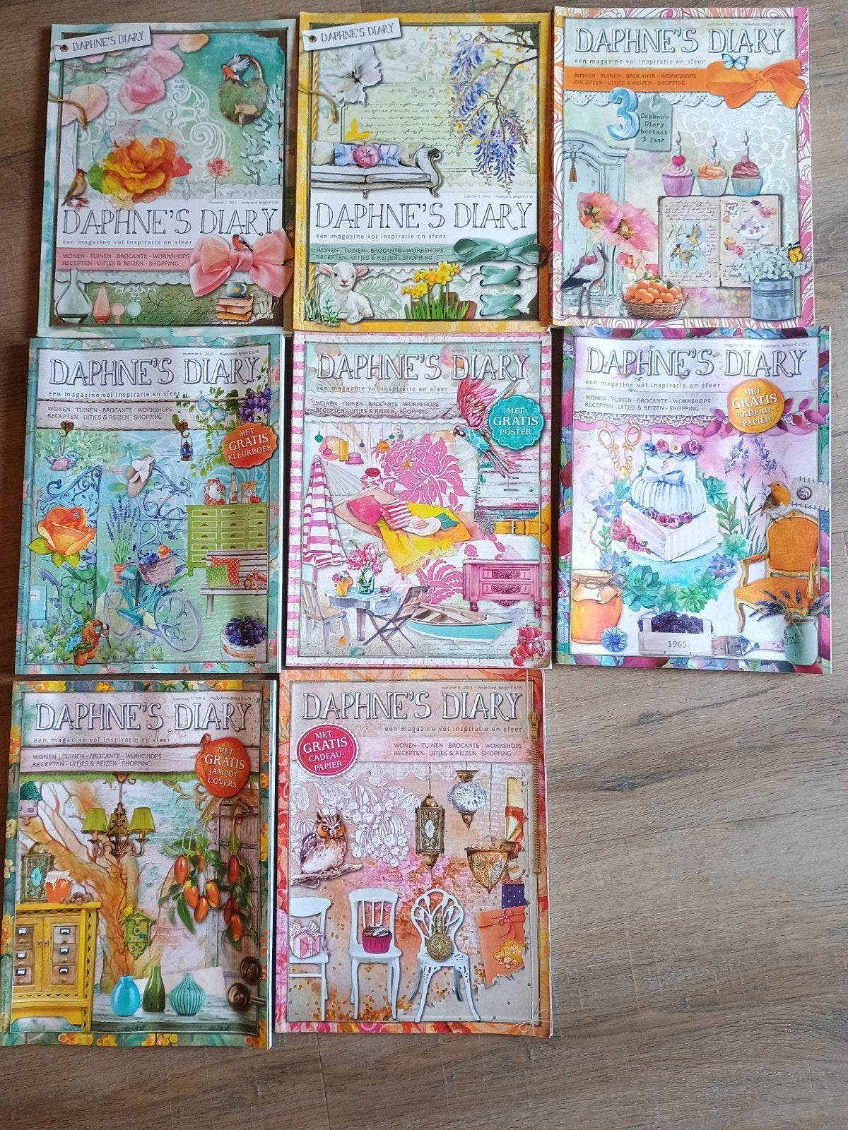 Daphne's Diary complete jaargang 2015, Hobby en Vrije tijd, Scrapbooking, Ophalen of Verzenden