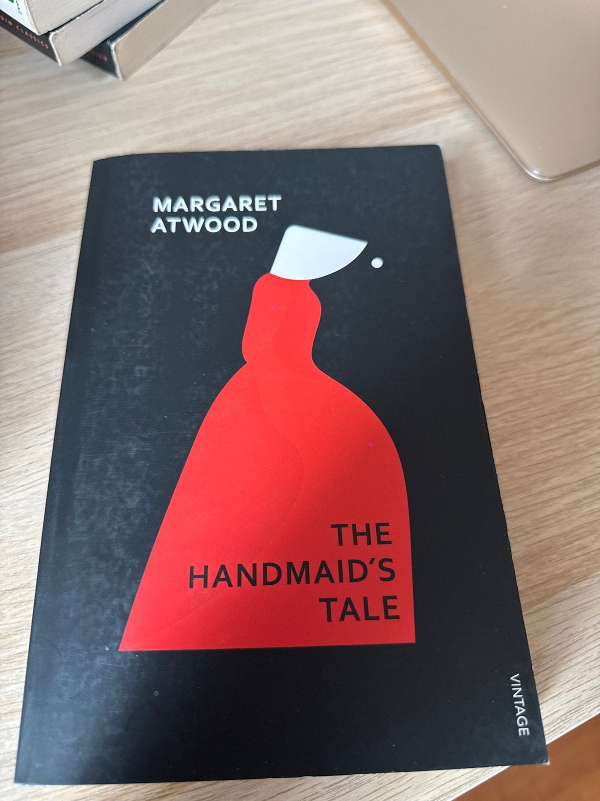 The Handmaid's Tale - Margaret Atwood (Vintage), Ophalen of Verzenden, Gelezen, Wereld overig