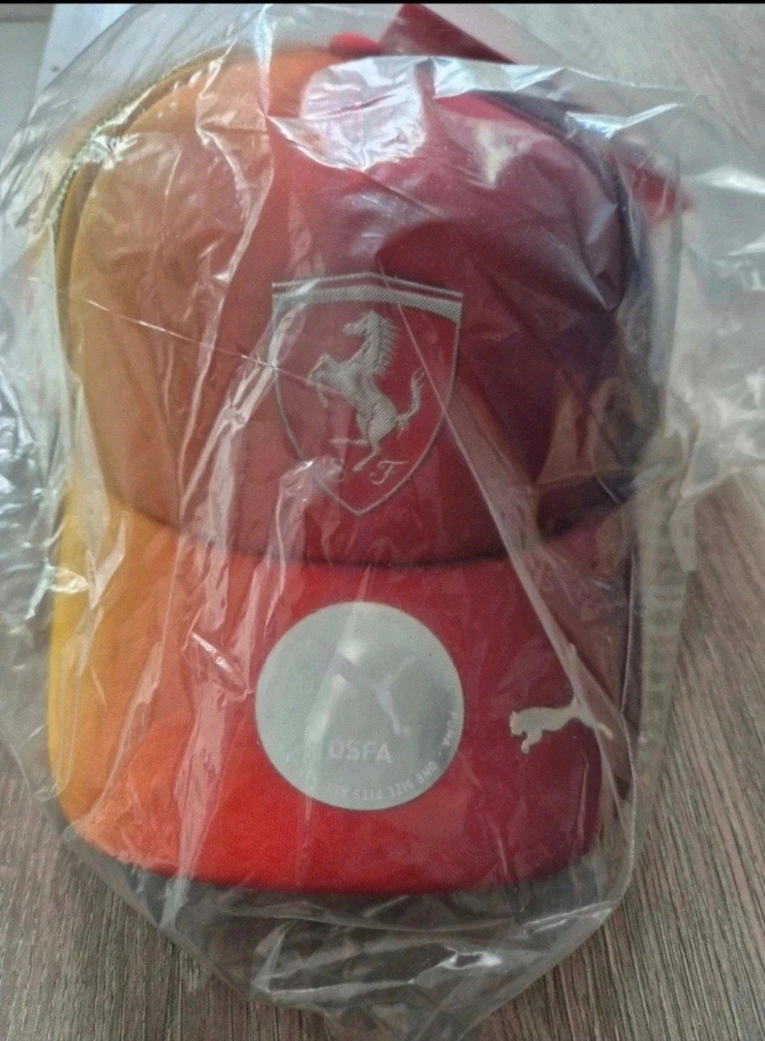 Ferrari lewis hamilton pet silverstone 2025, Kleding | Heren, Hoeden en Petten, Nieuw, Pet, One size fits all, Ophalen of Verzenden