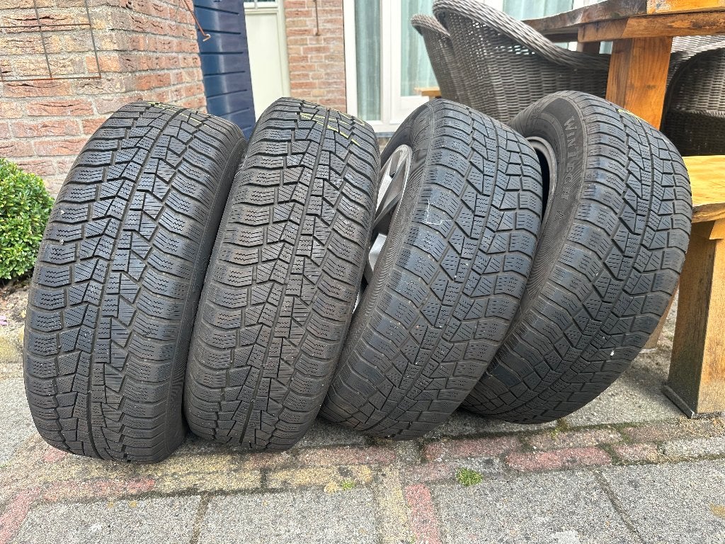Velgenset Toyota Verso, Auto-onderdelen, Banden en Velgen, Ophalen, Gebruikt, 16 inch, Banden en Velgen