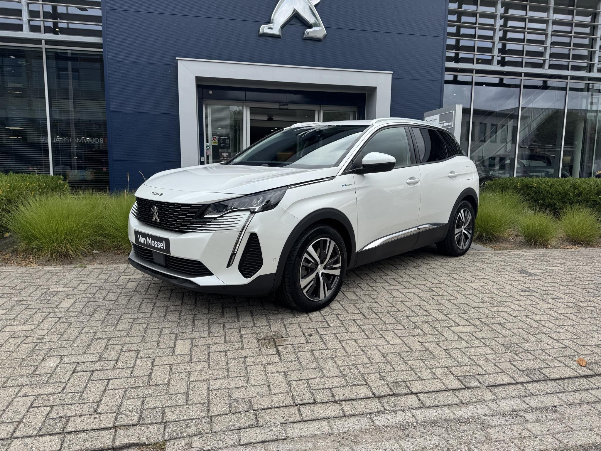 Peugeot 3008 1.6 HYbrid4 300 Blue Lease Allure, Automaat, 12 maanden, Euro 6, 4 cilinders