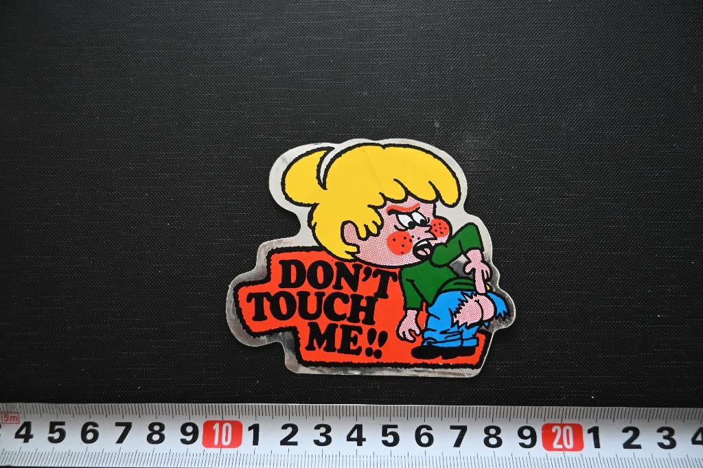 sticker folie strip DON'T TOUCH ME broek kapot blote billen, Ophalen, Zo goed als nieuw