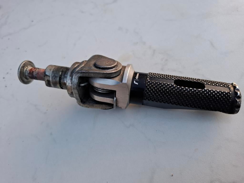 Voetsteun rechts kawasaki, Motoren, Onderdelen | Kawasaki, Ophalen of Verzenden