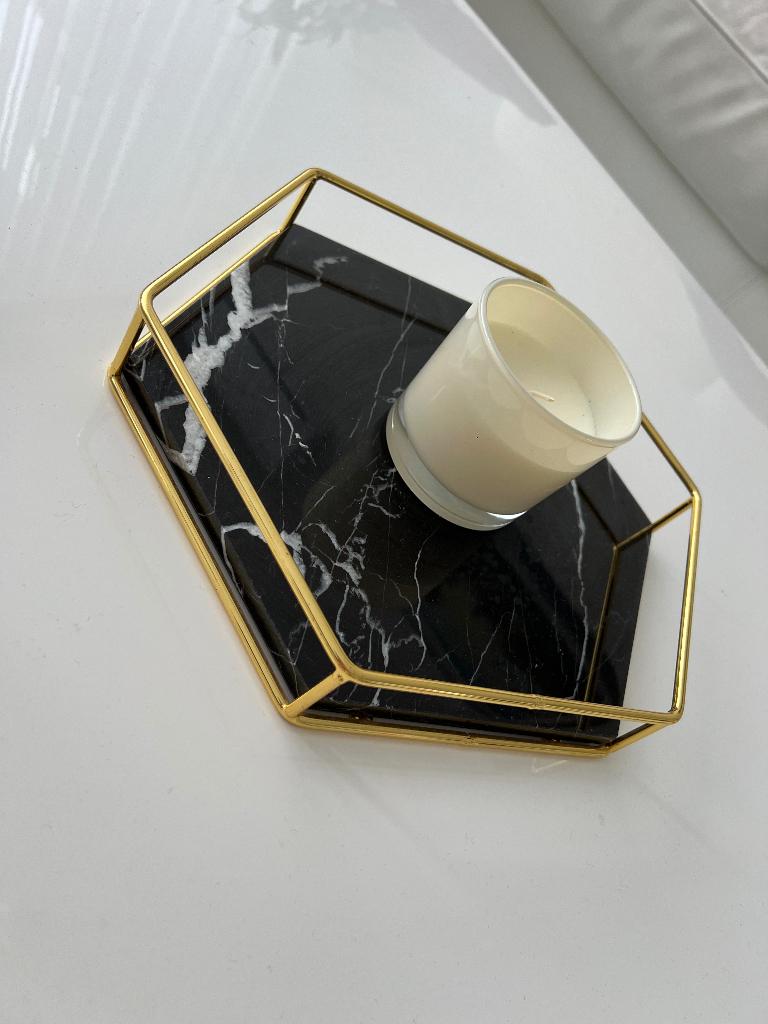 Design dienblad marmer, Huis en Inrichting, Ophalen, Zo goed als nieuw, Overige vormen, Overige materialen