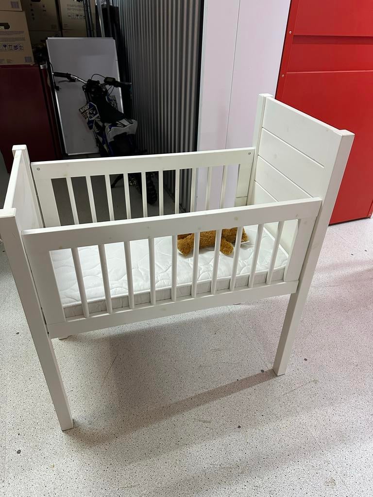 Babybedje met Prenatal Matras - Netjes!, Ophalen, Zo goed als nieuw, Ledikant
