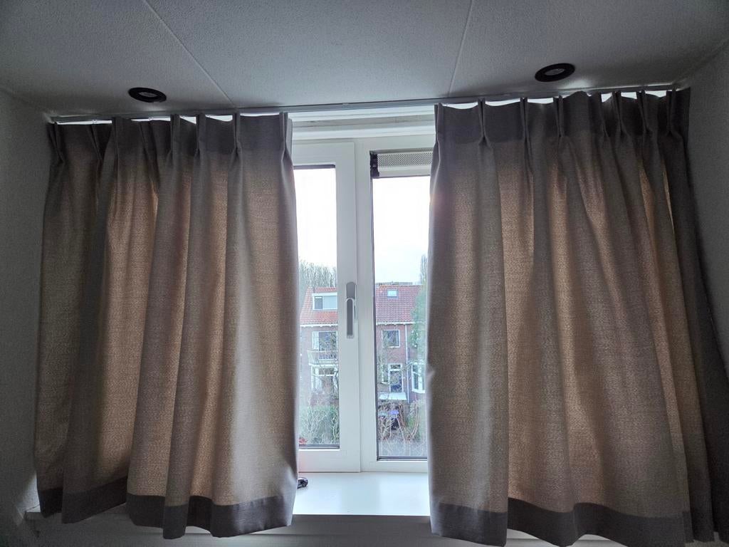 Taupe/lichtbruine gordijnen voor dakkapel - Nieuw!, 100 tot 150 cm, 150 tot 200 cm, Nieuw, Ophalen of Verzenden