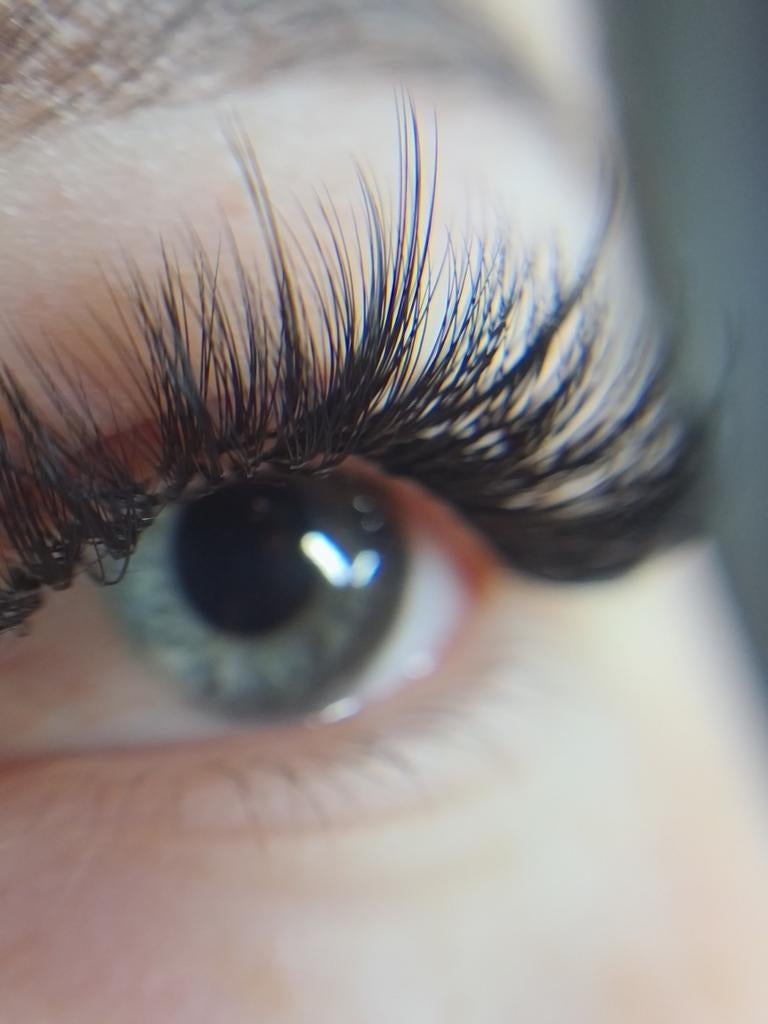 Wimperextensions (alle effecten en volumes)ontharing met wax, Ontharing
