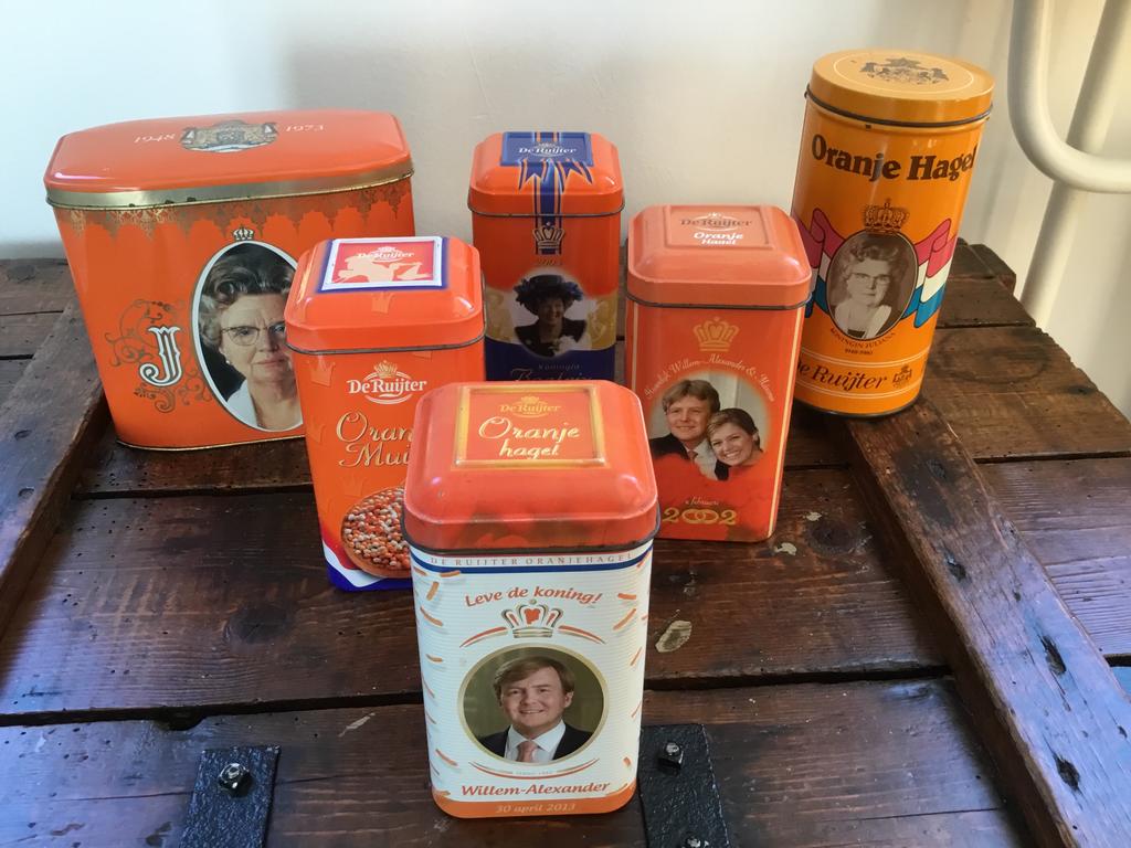 6 Blikjes Koninklijk Huis, Ophalen of Verzenden, Gebruikt, Nederland, Overige typen