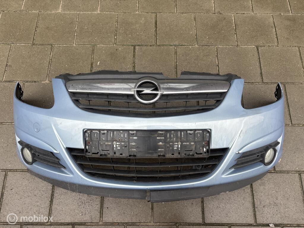 Opel Corsa D ('06-'10) Voorbumper | Z163 |, Gebruikt, Voor, Opel, Ophalen of Verzenden