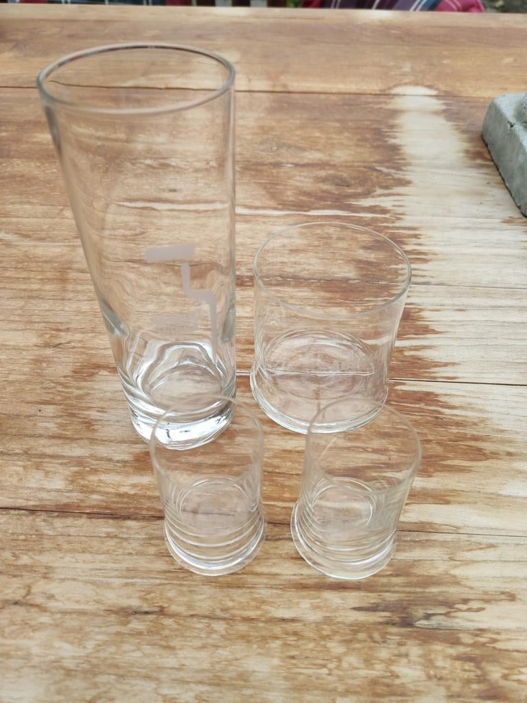 Absolut Vodka 4 glaasjes nieuw, Verzamelen, Ophalen of Verzenden, Nieuw, Borrel- of Shotglas
